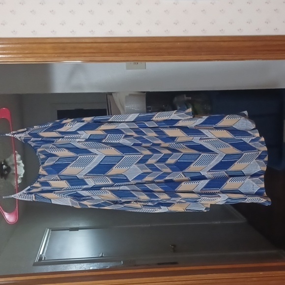 LARGE TACERA DRESS - Picture 3 of 3